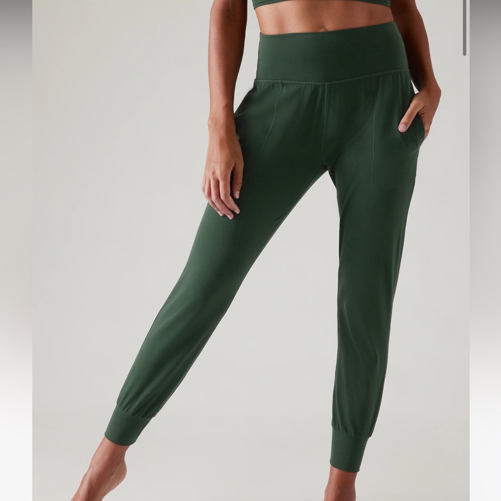 Olive green xxs salutation athleta joggers